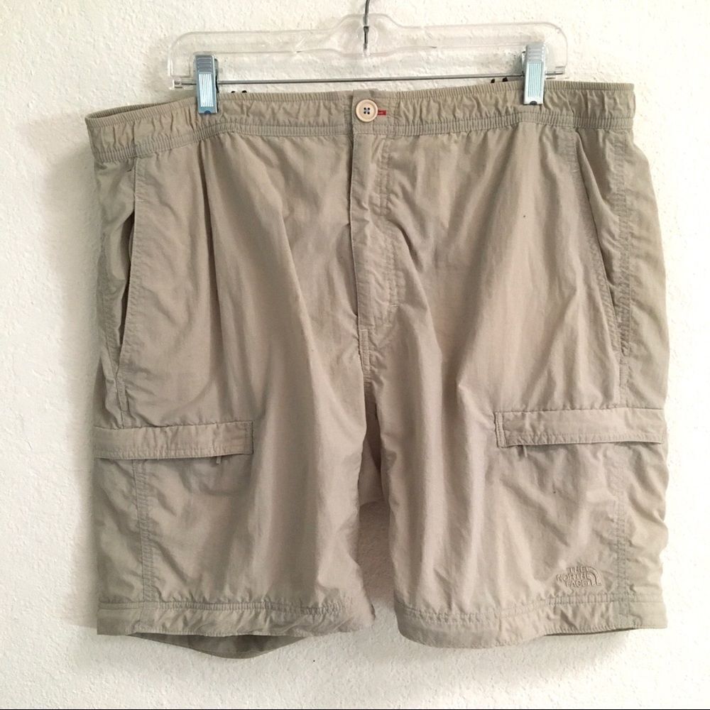 The North Face  gorpcore zip off nylon shorts XL‎